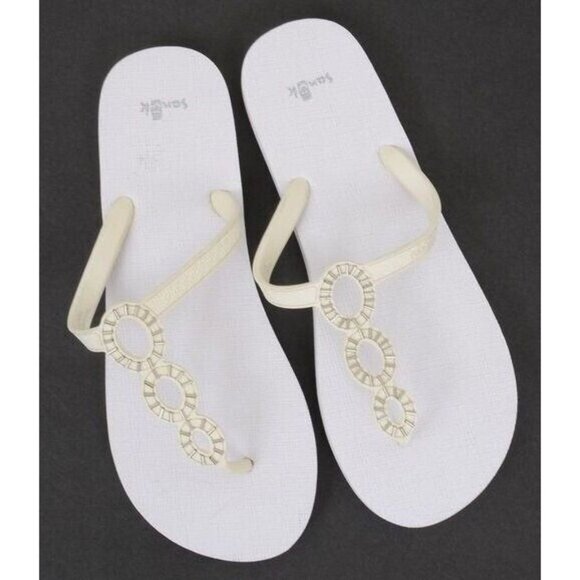 Sanuk White Women's 9 Flip Flops Slip On Sandals Embellished Thongs - Picture 1 of 3